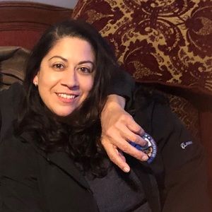 Meet your Posher, Denise